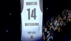 诺维茨基国家队14号球衣正式退役 NBA官方：你当之无愧
