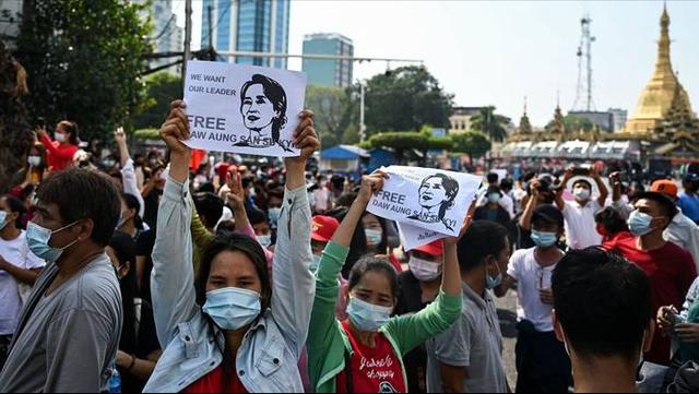 缅甸变天后，华人在缅甸被当地人袭击，到底是谁在煽动反华情绪？