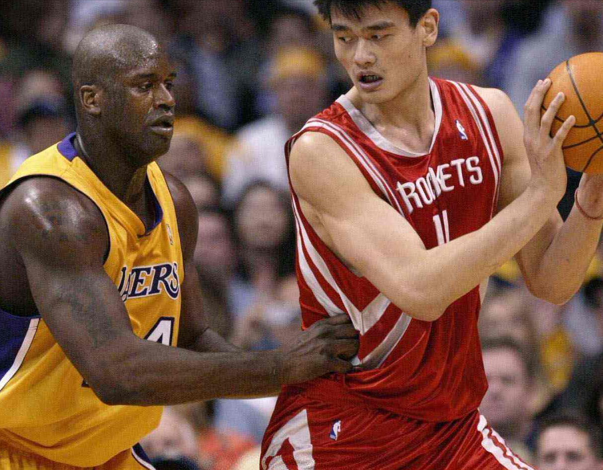 中国男篮历史最强五人是谁？如果都在巅峰期，能跟美国掰手腕吗？