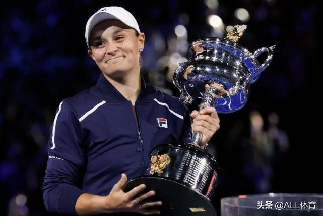WTA最新排名公布：巴蒂夺冠捍卫世界第一，小花郑钦文飙升28位