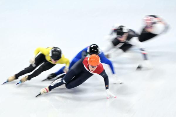 北京冬奥会｜新闻分析：速度滑冰和短道速滑的世界纪录哪个更“值钱”？