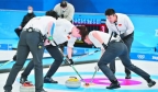 冬奥赛场｜冰壶男子循环赛第三轮 中国队艰难迎首胜