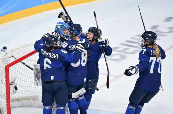 北京冬奥会｜芬兰队胜瑞士队 获女子冰球铜牌