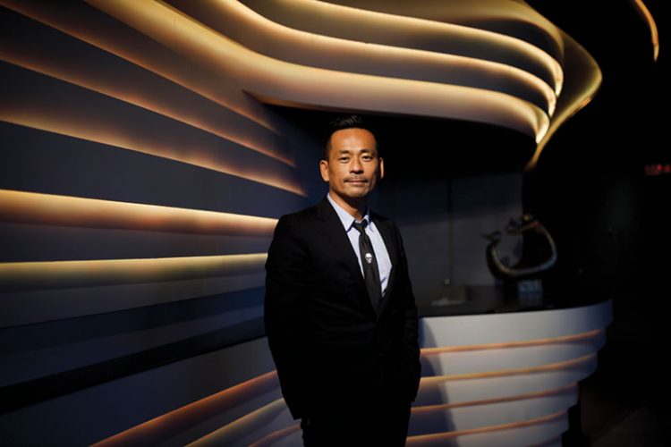 太阳城上市公司称Alvin Chau将卸任首席执行官，并警告潜在的资金缺口
