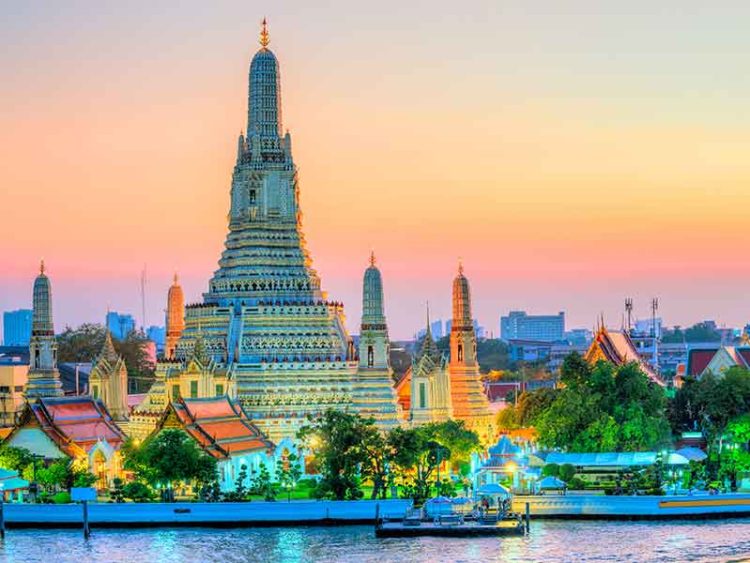 泰国议会将对潜在的国际关系发展展开研究