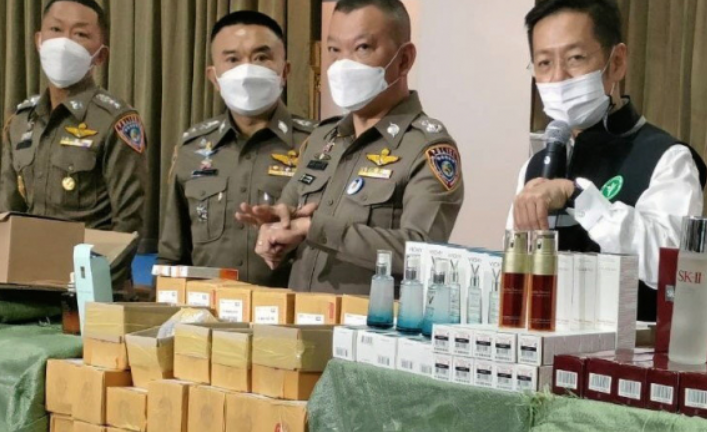 泰警方查获价值7000万泰铢假冒化妆品，幕后老板是<span class=