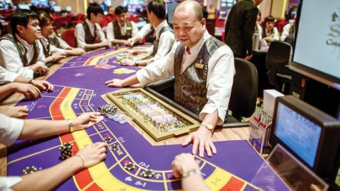 澳门赌厅前景危机重重，业界拓展中场为保命？