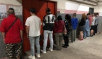 香港警方捣破一疑似非法赌场！涉案人员亦涉嫌违反防疫规定