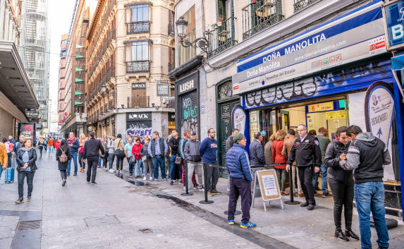 西班牙全国盲人组织彩票工人开始集体谈判