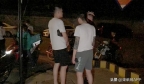 在柬埔寨钱包被抢，中国男子开阿尔法追撞飞车党