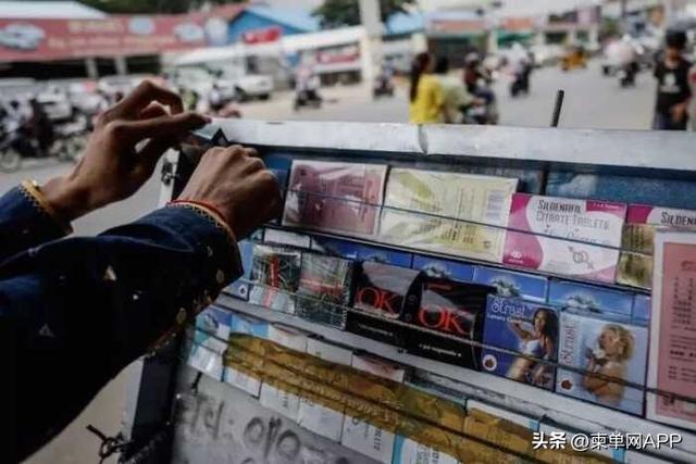 柬埔寨路边的避孕套小贩：我每月赚200美元