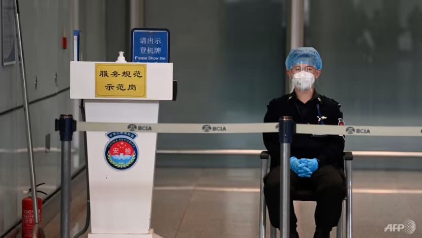中国将从1月8日起取消对海外入境人员的新冠肺炎隔离措施