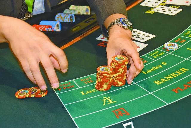 澳门博监局昨日公布  11月赌收160.43亿元  按年劲升逾4.3倍