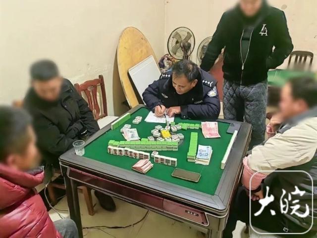利辛警方捣毁1个赌博窝点、抓获8名涉赌人员