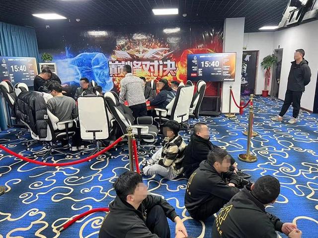 名为门票制德州扑克竞技比赛，实为现金赌博，武汉江夏警方端掉一赌博团伙，刑拘17人