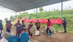 瓮安县公安局建中派出所组织开展打击整治农村野外赌博宣传活动