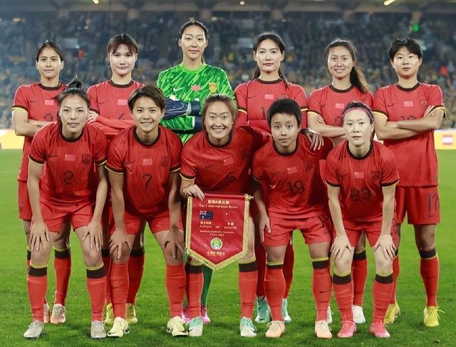 0-2！中国女足近12年未胜澳大利亚 8分钟内连丢2球 新帅上任后首败